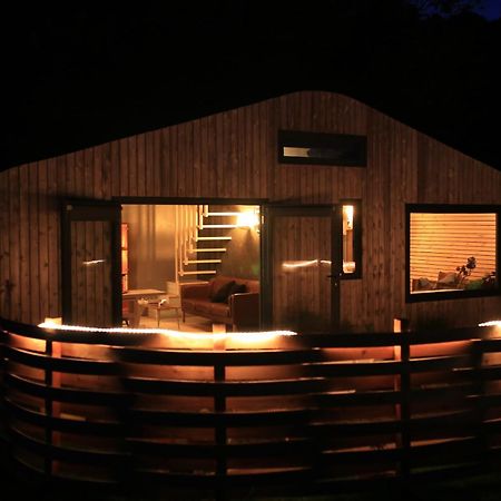 Two Unique Cabins Wrapped In Beautiful Welsh Scenery Presteigne エクステリア 写真