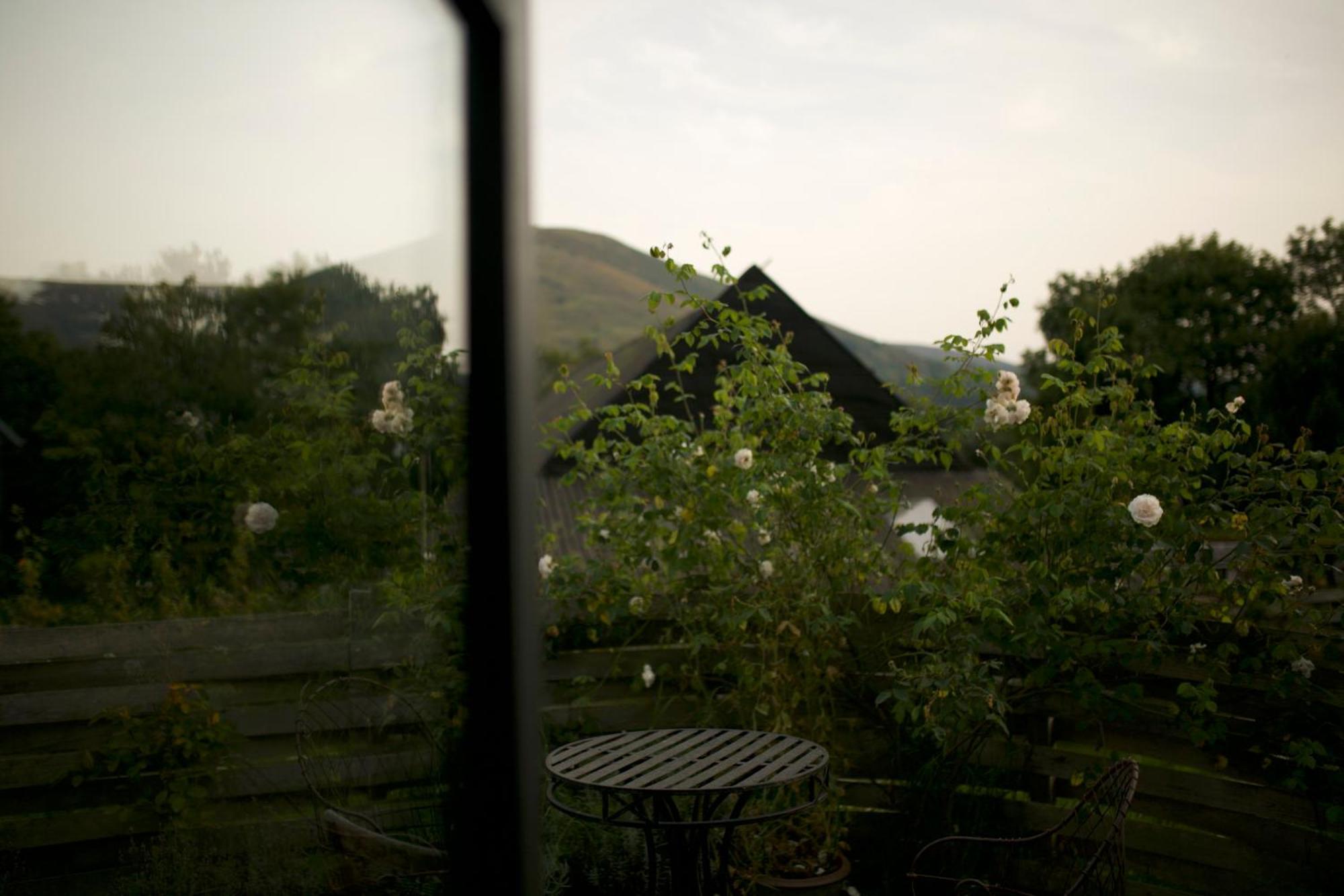 Two Unique Cabins Wrapped In Beautiful Welsh Scenery Presteigne エクステリア 写真